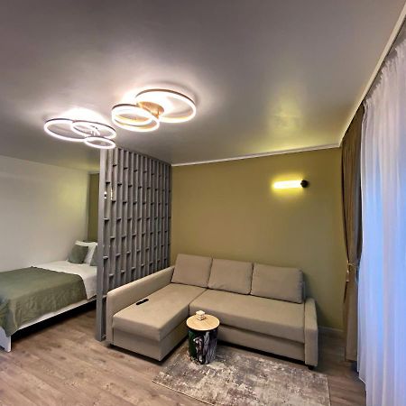 Lovely Studio In The City Center Of Букурещ Екстериор снимка