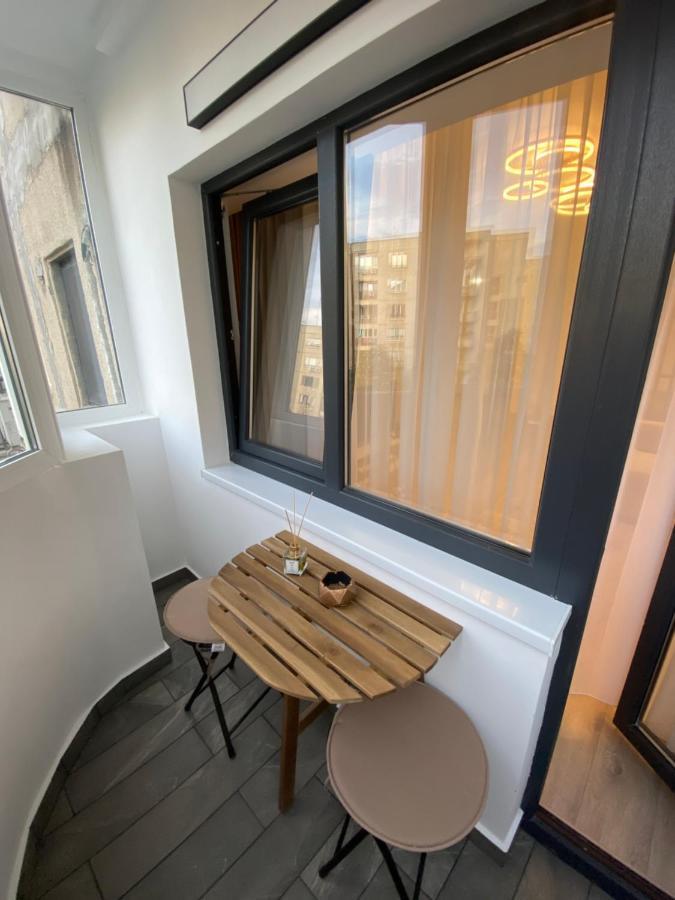 Lovely Studio In The City Center Of Букурещ Екстериор снимка