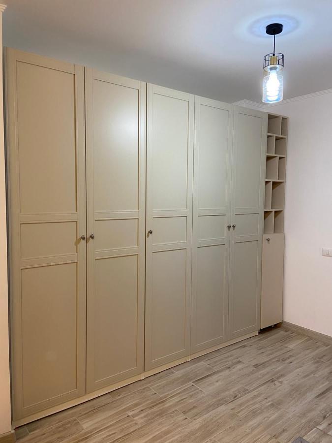 Lovely Studio In The City Center Of Букурещ Екстериор снимка