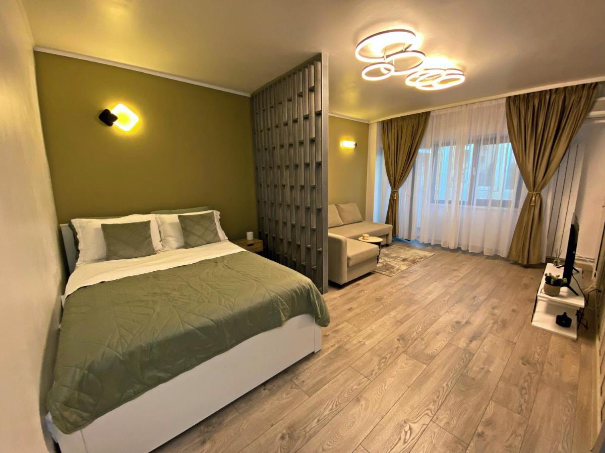 Lovely Studio In The City Center Of Букурещ Екстериор снимка